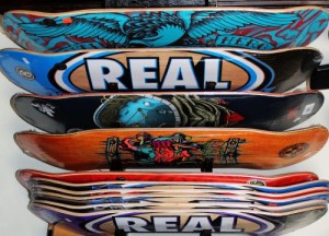 real-skateboard-anti-hero-powell