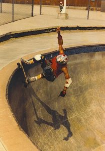 old-school-retro-pool-skating