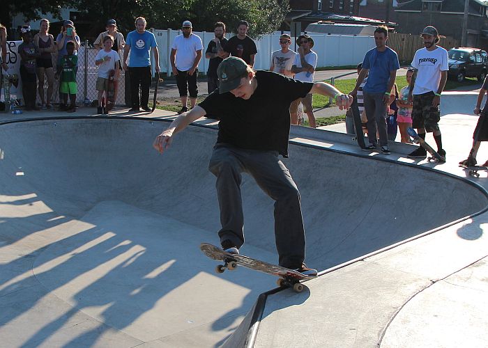 bowl-contest-grind-children-cameron-street-harrisburg