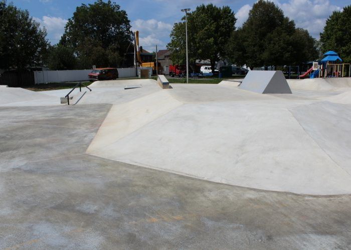 concrete-park-banks-rail-hubba